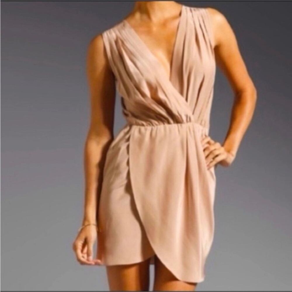 Amanda Uprichard 100% Silk Wrap Mini Dress Champagne Size Medium
